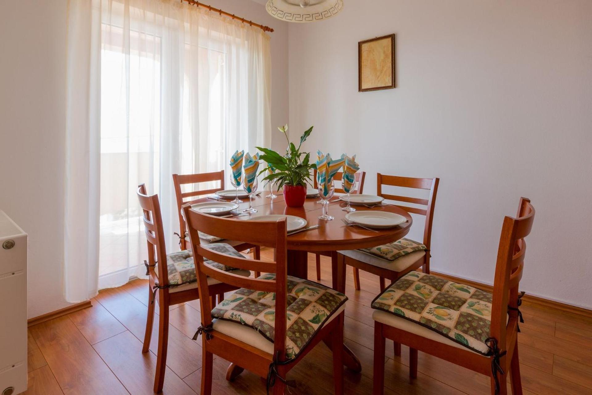 Apartments Tomica Novi Vinodolski Exterior photo